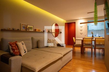 Sala de apartamento para alugar com 3 quartos, 75m² em São Pedro, Belo Horizonte