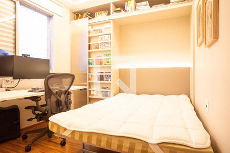 Apartamento para alugar com 75m², 3 quartos e 3 vagasQuarto