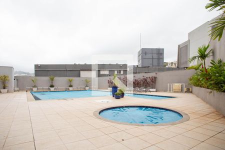 Apartamento para alugar com 75m², 3 quartos e 3 vagasÁrea comum - Piscina