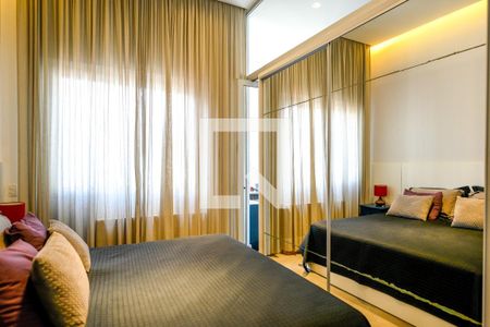 Apartamento à venda com 94m², 1 quarto e 4 vagasSuíte