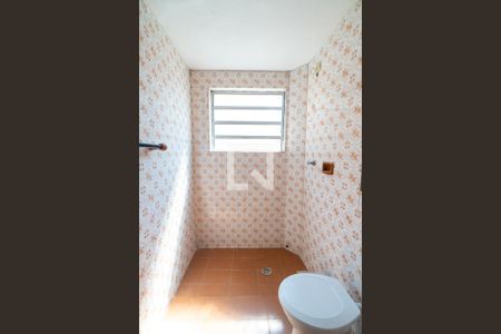 Casa para alugar com 100m², 3 quartos e 1 vaga Casa para alugar com 100m², 3 quartos e 1 vagaBanheiro 1 Detalhe