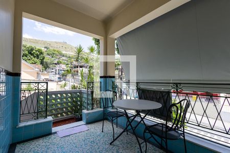 Casa à venda com 200m², 2 quartos e sem vagaVaranda Sala