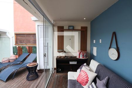 Apartamento para alugar com 238m², 4 quartos e 1 vagaVaranda