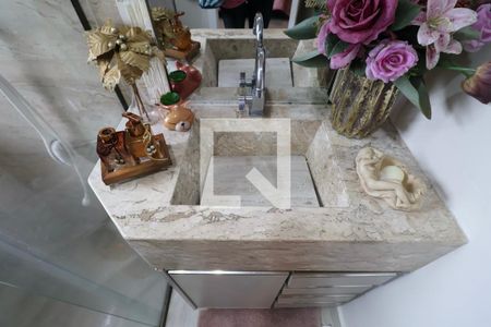 Apartamento para alugar com 238m², 4 quartos e 1 vagaBanheiro Suíte 2