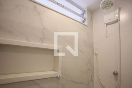 Apartamento à venda com 70m², 2 quartos e 1 vagaBanheiro Social