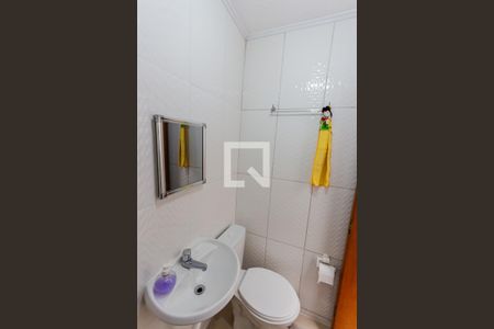 Casa à venda com 80m², 2 quartos e sem vagaBanheiro de Serviço