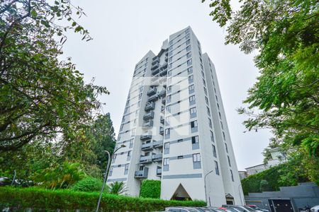 Apartamento à venda com 80m², 3 quartos e 1 vaga Apartamento à venda com 80m², 3 quartos e 1 vagaFachada