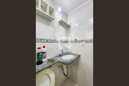 Apartamento à venda com 60m², 3 quartos e 1 vagaBanheiro Social 