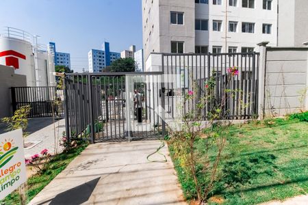 Apartamento para alugar com 44m², 2 quartos e sem vagaFachada e portaria