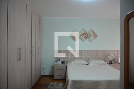 Casa à venda com 211m², 3 quartos e 3 vagasQuarto Suite 2