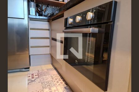 Apartamento à venda com 59m², 2 quartos e 1 vaga Apartamento à venda com 59m², 2 quartos e 1 vagaCozinha e Área de Serviço