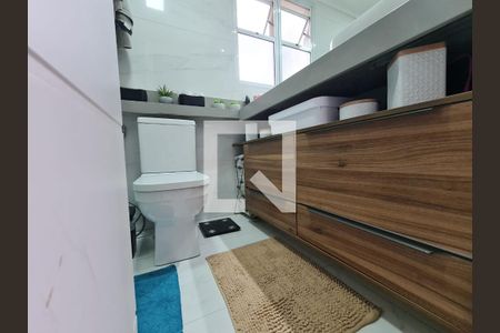 Apartamento à venda com 59m², 2 quartos e 1 vaga Apartamento à venda com 59m², 2 quartos e 1 vagaBanheiro Social