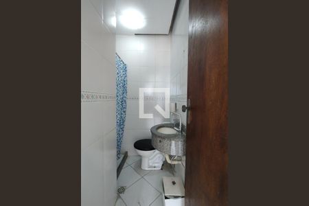 Casa de condomínio para alugar com 250m², 4 quartos e 1 vagaBanheiro da Suíte 1