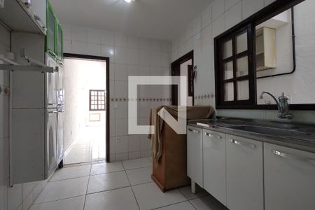 Casa de condomínio para alugar com 250m², 4 quartos e 1 vaga Casa de condomínio para alugar com 250m², 4 quartos e 1 vagaCozinha