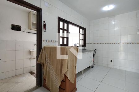 Casa de condomínio para alugar com 250m², 4 quartos e 1 vaga Casa de condomínio para alugar com 250m², 4 quartos e 1 vagaCozinha