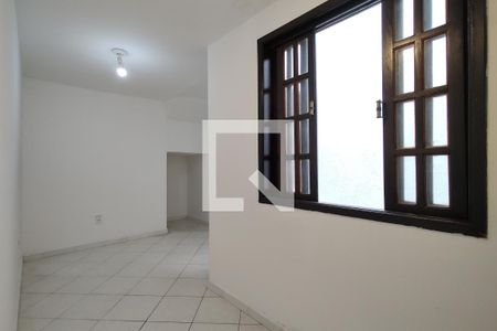 Casa de condomínio para alugar com 250m², 4 quartos e 1 vaga Casa de condomínio para alugar com 250m², 4 quartos e 1 vagaQuarto 2