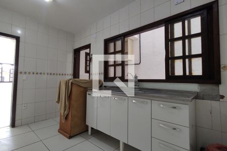 Casa de condomínio para alugar com 250m², 4 quartos e 1 vaga Casa de condomínio para alugar com 250m², 4 quartos e 1 vagaCozinha