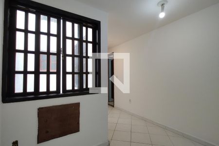 Casa de condomínio para alugar com 250m², 4 quartos e 1 vaga Casa de condomínio para alugar com 250m², 4 quartos e 1 vagaQuarto 2