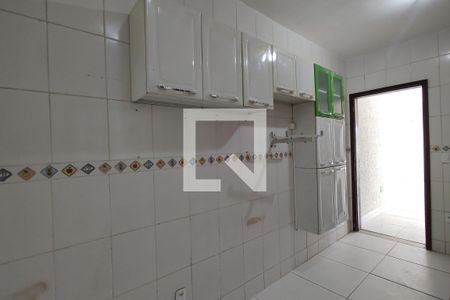 Casa de condomínio para alugar com 250m², 4 quartos e 1 vaga Casa de condomínio para alugar com 250m², 4 quartos e 1 vagaCozinha