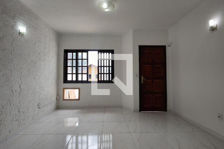 Sala de casa de condomínio para alugar com 4 quartos, 250m² em Pechincha, Rio de Janeiro