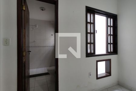 Casa de condomínio para alugar com 250m², 4 quartos e 1 vaga Casa de condomínio para alugar com 250m², 4 quartos e 1 vagaSuíte 2