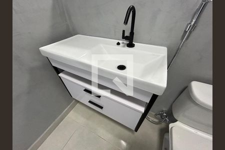 Banheiro de apartamento para alugar com 2 quartos, 63m² em Perdizes, São Paulo