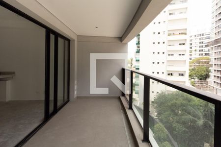 Studio à venda com 31m², 1 quarto e sem vaga Studio à venda com 31m², 1 quarto e sem vagaVaranda