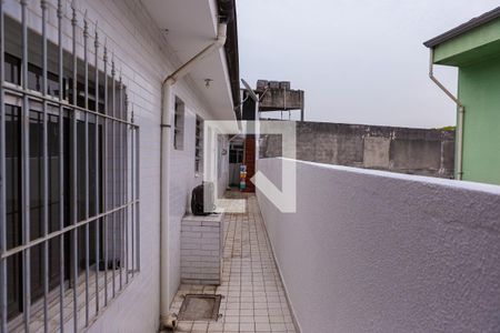 Casa à venda com 600m², 4 quartos e 2 vagas Casa à venda com 600m², 4 quartos e 2 vagasCorredor Lateral