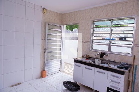 Casa à venda com 600m², 4 quartos e 2 vagas Casa à venda com 600m², 4 quartos e 2 vagasCozinha