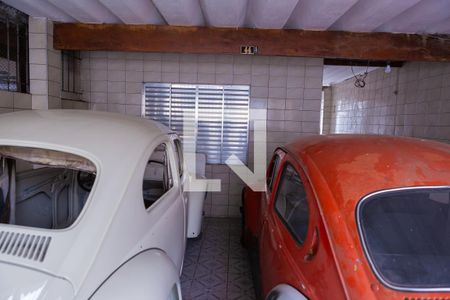 Casa à venda com 600m², 4 quartos e 2 vagas Casa à venda com 600m², 4 quartos e 2 vagasGaragem