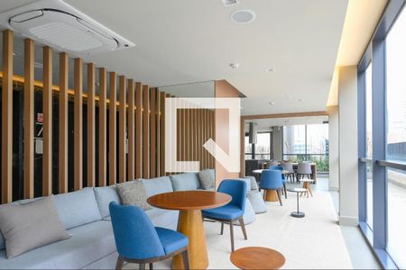 Studio à venda com 27m², 1 quarto e sem vaga Studio à venda com 27m², 1 quarto e sem vagaÁrea comum