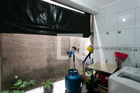 Casa à venda com 88m², 2 quartos e 2 vagas Casa à venda com 88m², 2 quartos e 2 vagasÁrea de Serviço