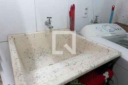 Casa à venda com 88m², 2 quartos e 2 vagas Casa à venda com 88m², 2 quartos e 2 vagasÁrea de Serviço