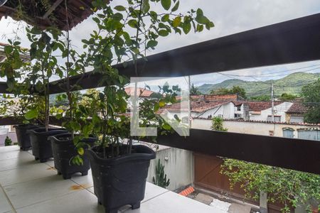Casa à venda com 132m², 3 quartos e 2 vagasSuite
