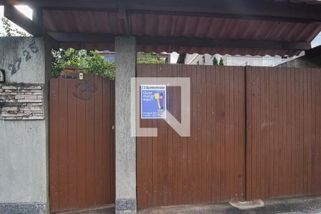 Casa à venda com 132m², 3 quartos e 2 vagasFachada