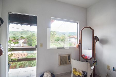 Casa à venda com 132m², 3 quartos e 2 vagasSuite