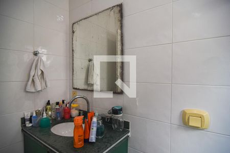 Casa à venda com 132m², 3 quartos e 2 vagasBanheiro da serviço
