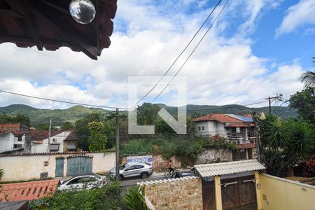 Casa à venda com 132m², 3 quartos e 2 vagasSuite