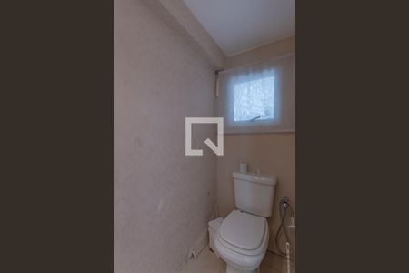 Casa de condomínio à venda com 150m², 4 quartos e 4 vagas Casa de condomínio à venda com 150m², 4 quartos e 4 vagasLavabo