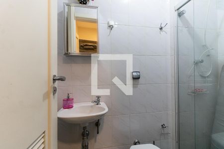 Apartamento para alugar com 210m², 4 quartos e 3 vagas Apartamento para alugar com 210m², 4 quartos e 3 vagasBanheiro de Serviço