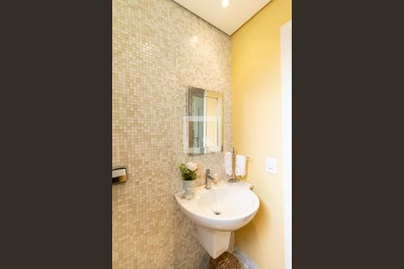 Apartamento para alugar com 210m², 4 quartos e 3 vagas Apartamento para alugar com 210m², 4 quartos e 3 vagasLavabo