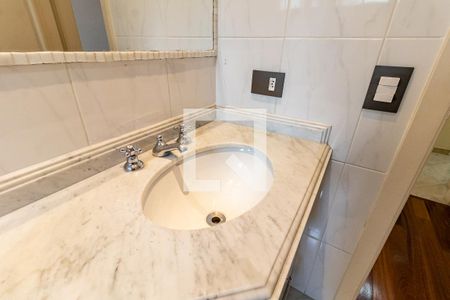 Apartamento para alugar com 210m², 4 quartos e 3 vagas Apartamento para alugar com 210m², 4 quartos e 3 vagasBanheiro da Suíte 3