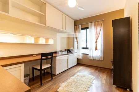 Apartamento para alugar com 210m², 4 quartos e 3 vagas Apartamento para alugar com 210m², 4 quartos e 3 vagasQuarto 4