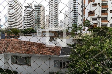 Apartamento para alugar com 210m², 4 quartos e 3 vagas Apartamento para alugar com 210m², 4 quartos e 3 vagasVista da Suíte 2