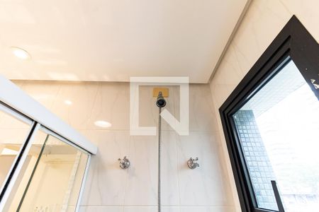 Apartamento para alugar com 210m², 4 quartos e 3 vagas Apartamento para alugar com 210m², 4 quartos e 3 vagasBanheiro da Suíte 2