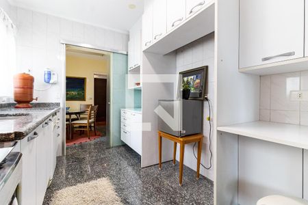Apartamento para alugar com 210m², 4 quartos e 3 vagas Apartamento para alugar com 210m², 4 quartos e 3 vagasCozinha