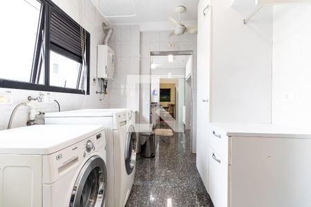 Apartamento para alugar com 210m², 4 quartos e 3 vagas Apartamento para alugar com 210m², 4 quartos e 3 vagasLavanderia