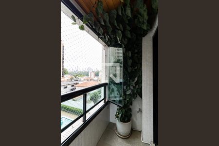Apartamento para alugar com 210m², 4 quartos e 3 vagas Apartamento para alugar com 210m², 4 quartos e 3 vagasVaranda da Suíte 1