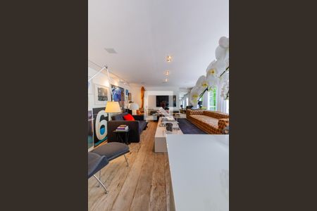 Casa para alugar com 340m², 3 quartos e 2 vagasSala 