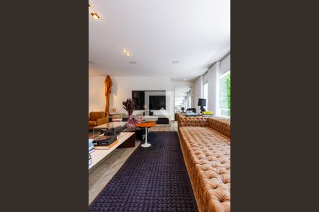 Casa para alugar com 340m², 3 quartos e 2 vagasSala 